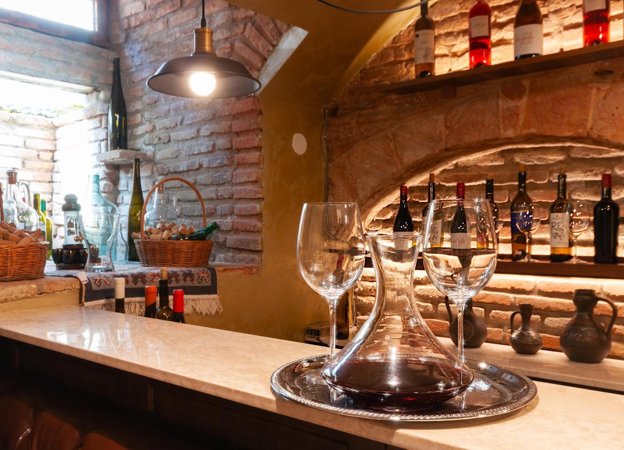 Wine Story & Club 3*